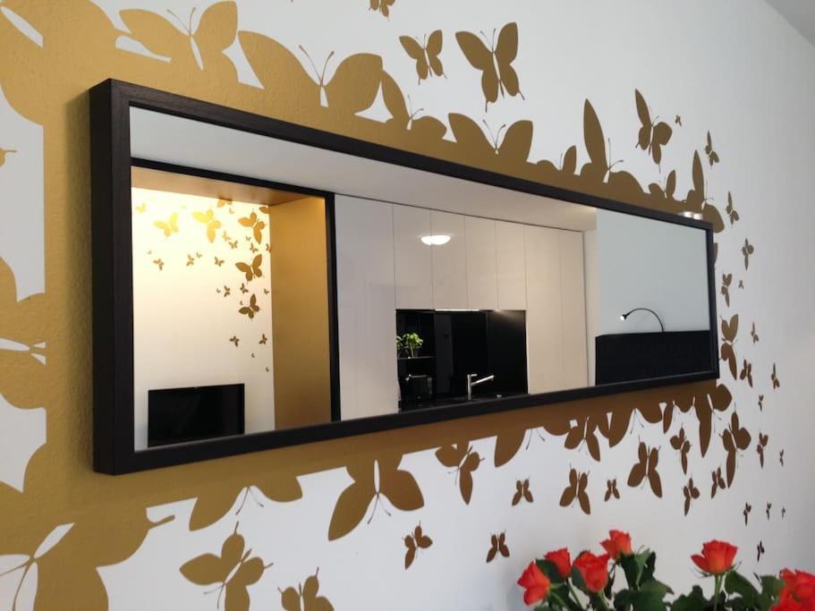 Gorgeous Central Flat With Garage Любляна Екстериор снимка